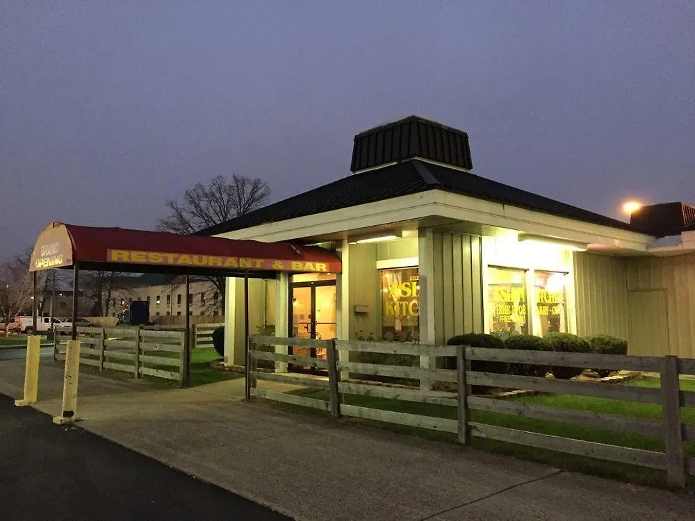 **  Super 8 By Wyndham Columbus Hotel United States