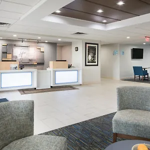 holiday-inn-express-louisville-northeast.hotels-louisville.com/